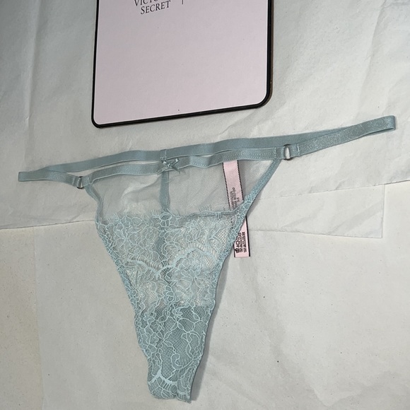 Victoria's Secret Lace & Mesh VString THONG Panty XL - Picture 3 of 11